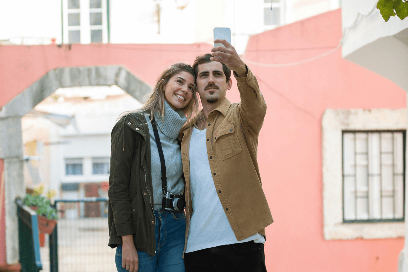 How to Build Authentic Connections in the Age of Constant Distractions – Tips for 2025
