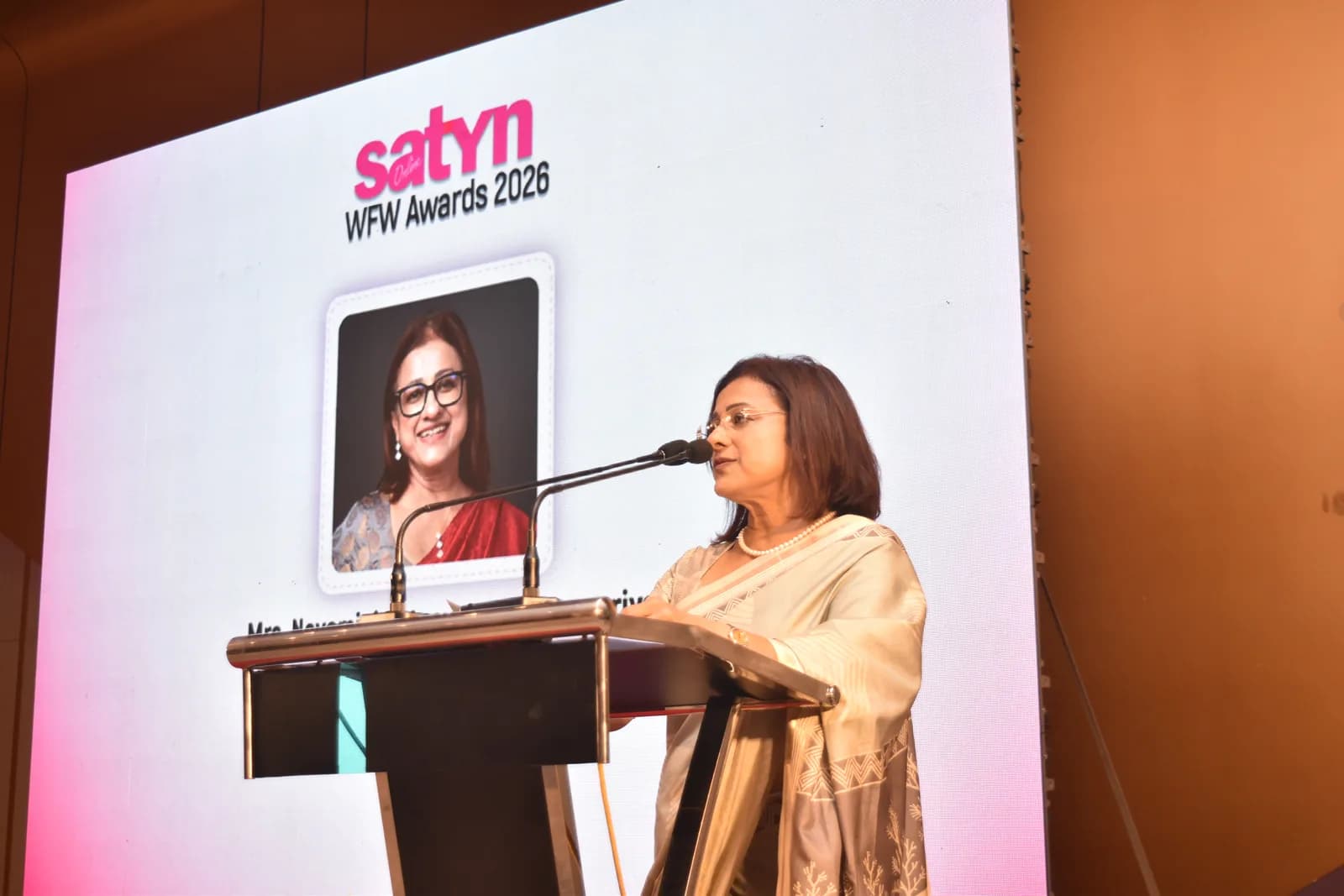 Nayomini Weerasooriya, founder of Satynmag, speaking at the WFW Awards.