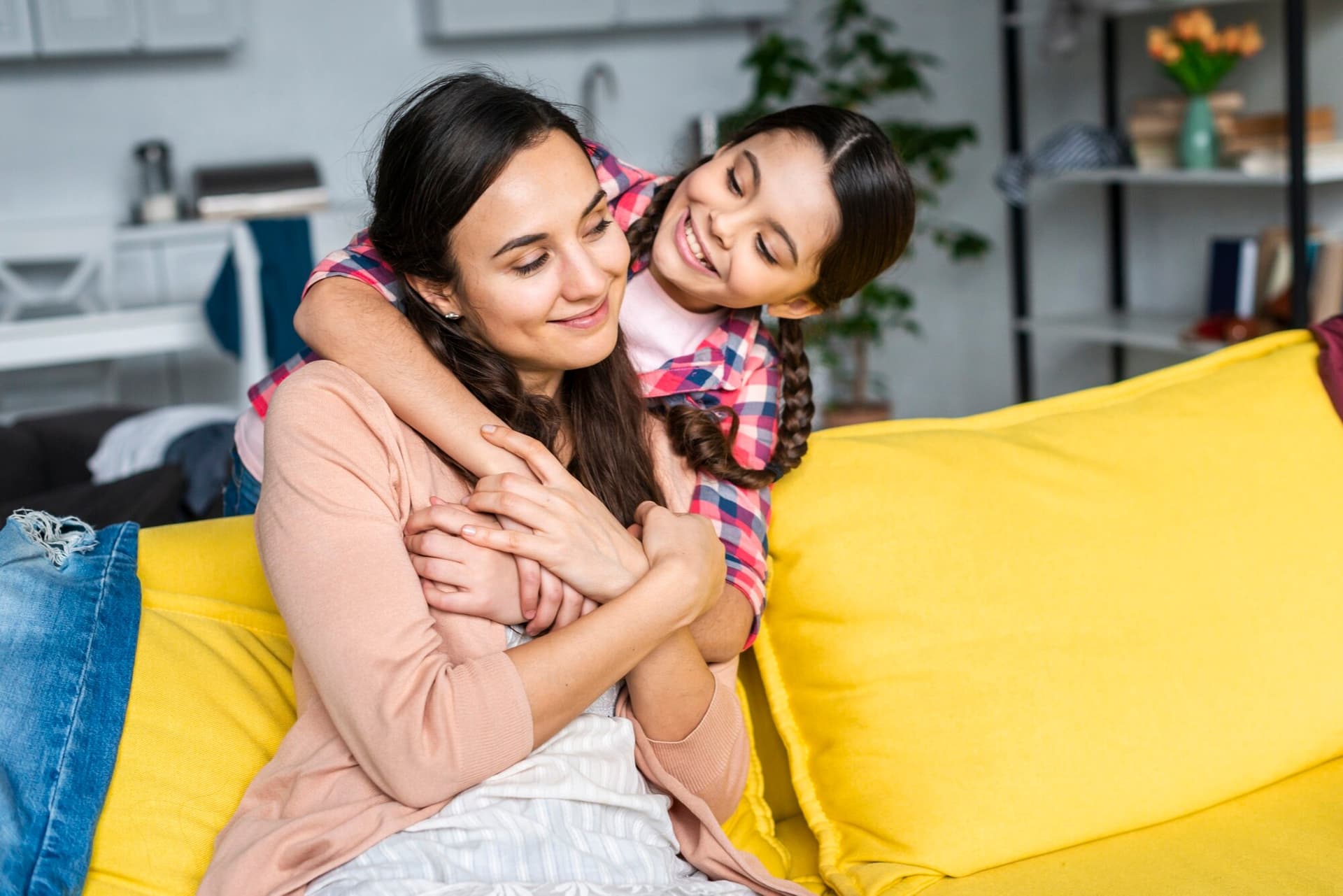 Mother's Day giveaway worth LKT 50K