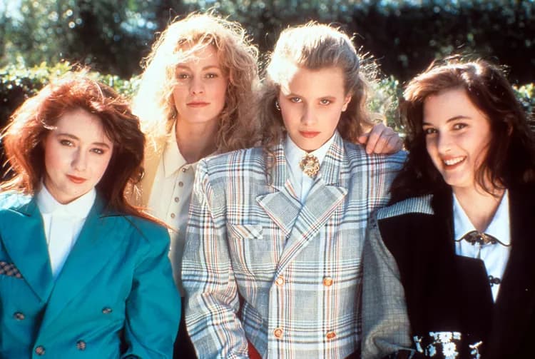 80s Fashion for Women Is Back: How to Wear It Without Looking Like a Costume